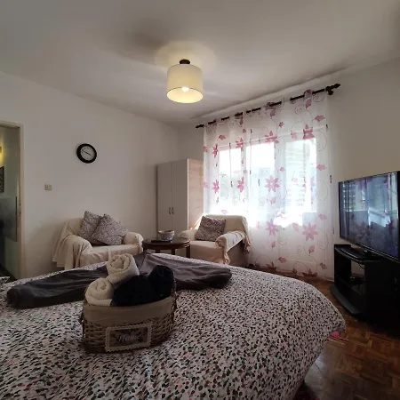 Marica's Second Pirovac